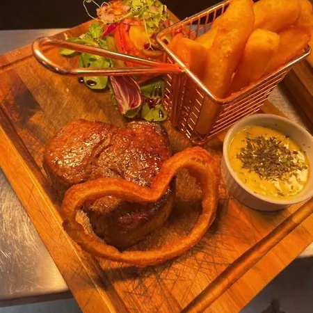 Hotel The Manor Pub And Steakhouse, Fridaythorpe, Driffield